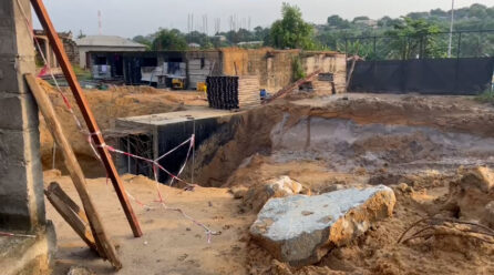 SUSPENSION IMMEDIATE DES TRAVAUX D’AMENAGEMENT DU COLLECTEUR DU LAC TCHIMPOUNGA