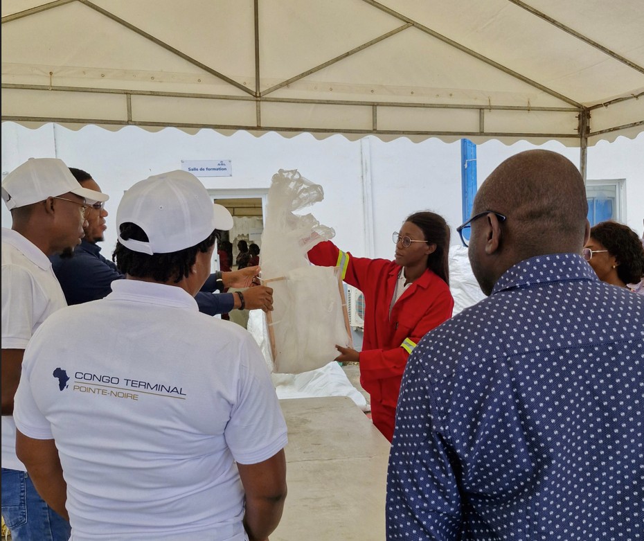 PALUDISME : CONGO TERMINAL DISTRIBUE UN MILLION DE MOUSTIQUAIRES AUX SALARIÉS