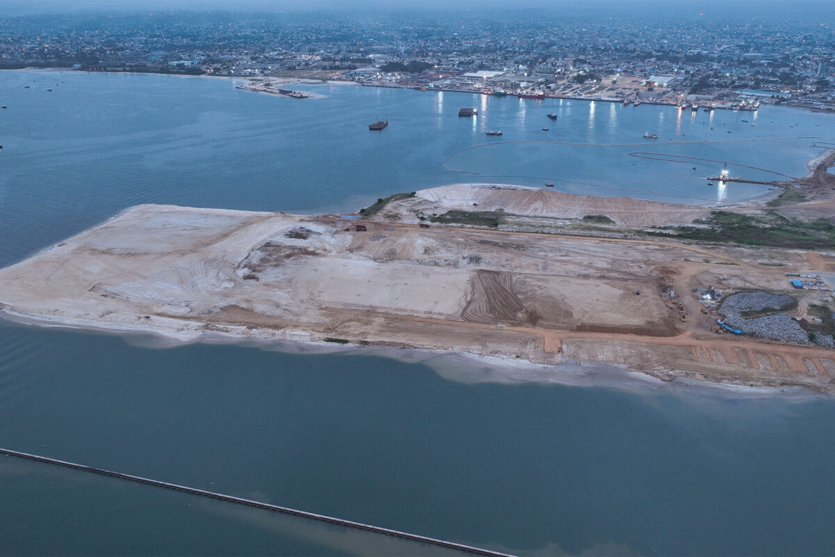 CONGO TERMINAL TERMINE LE REMBLAI DU MÔLE EST À POINTE-NOIRE