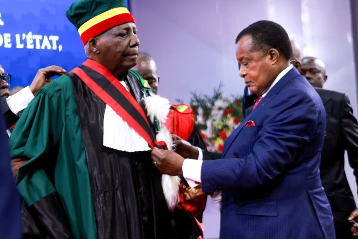 LE PROFESSEUR THÉOPHILE OBENGA ÉLEVÉ AU GRADE DE GRAND CROIX DANS L’ORDRE DU MÉRITE CONGOLAIS