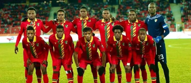LES DIABLES ROUGES ET LE CHAN, UN MARIAGE À L’USURE