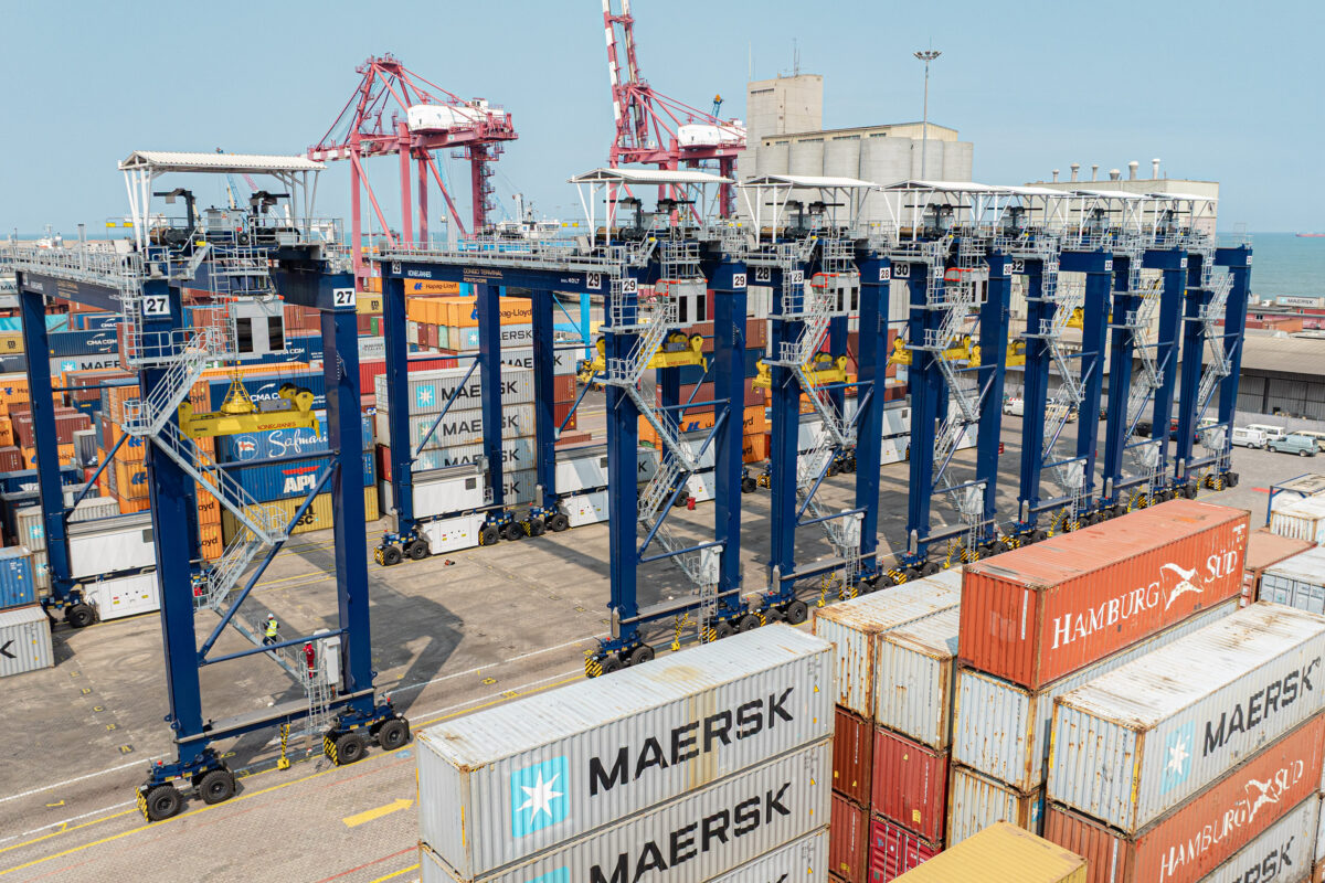 CONGO TERMINAL SE RENFORCE AVEC SEPT NOUVEAUX PORTIQUES DE PARC