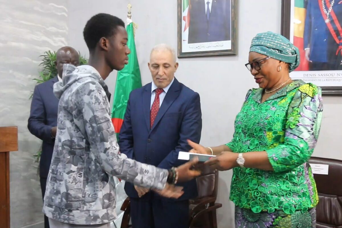 55 ÉTUDIANTS CONGOLAIS EN ROUTE POUR LES UNIVERSITÉS ALGÉRIENNES