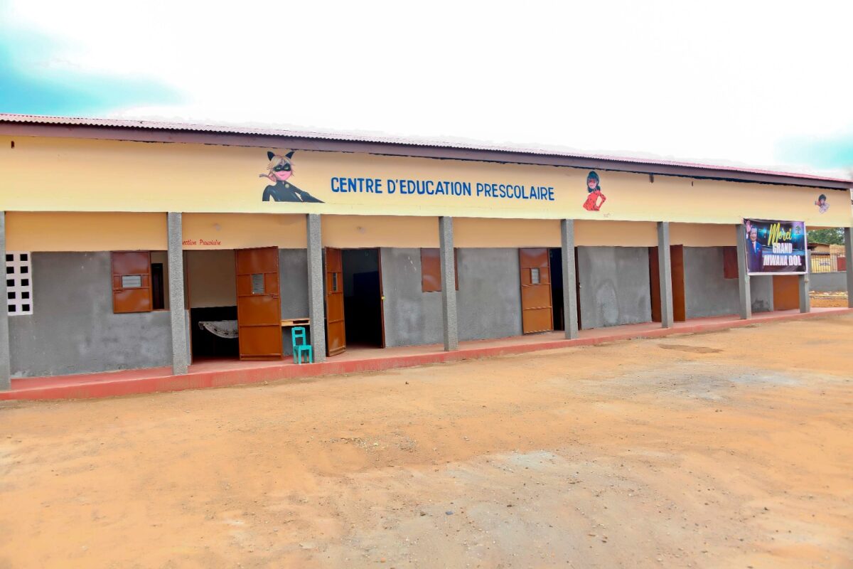 DOLISIE : L’ÉCOLE 13 FÉVRIER 1971 FAIT PEAU NEUVE, UN RÊVE DE FRANÇOIS NGUIMBI DEVENU RÉALITÉ