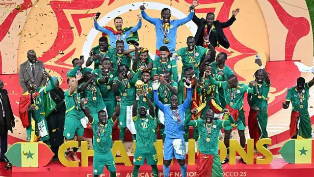 CAN 2025 : L’ÉTAT SÉNÉGALAIS COUVRE SES CHAMPIONS D’AFRIQUE DE RÉCOMPENSES EXCEPTIONNELLES
