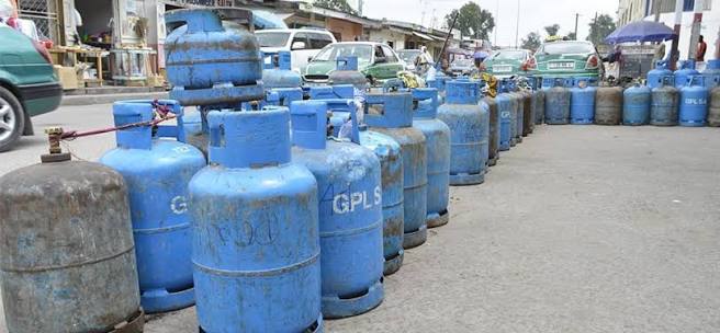 PRIX DU GAZ BUTANE : LES AUTORITÉS IMPOSENT LE RESPECT DES PRIX RÉGLEMENTÉS