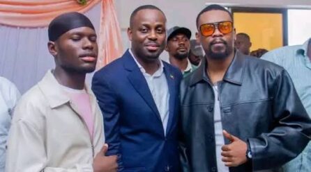 DAVE MAFOULA À L’ÉCOUTE DES ARTISTES POUR REDÉFINIR SA POLITIQUE CULTURELLE