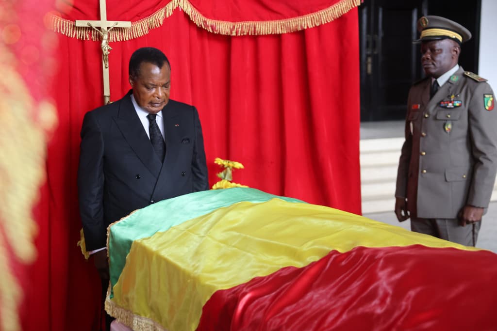 HOMMAGES OFFICIELS À LA PREMIÈRE FEMME MINISTRE DU CONGO