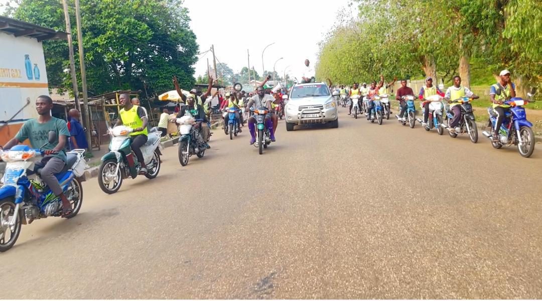 À OWANDO, LE CANDIDAT DU MR DÉROULE SON PROGRAMME DE “CHANGEMENT”