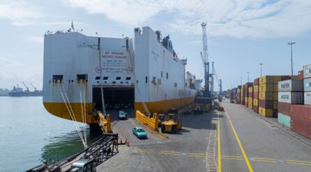 CONGO TERMINAL DÉCHARGE PLUS DE 900 VÉHICULES EN QUELQUES HEURES