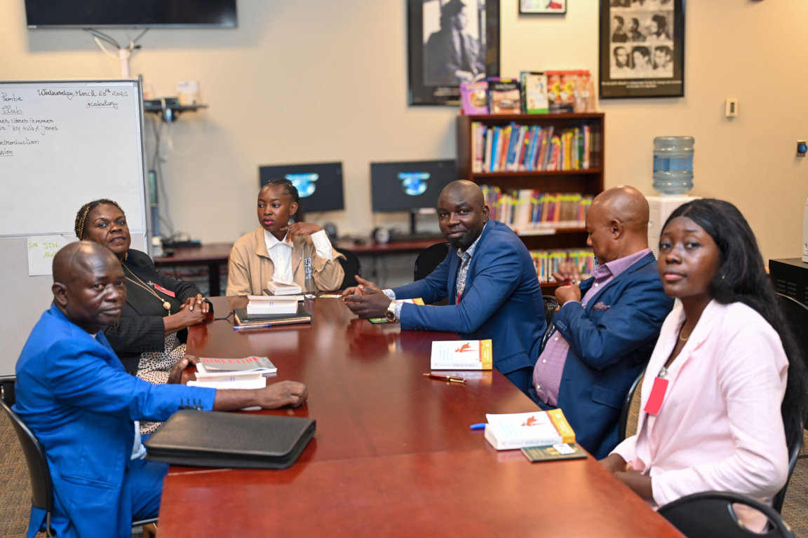 MÉDIAS ET ÉGALITÉ : UN DÉBAT AUTOUR DU LIVRE « CES FEMMES QUI REPRENNENT LE POUVOIR SUR LEUR VIE »