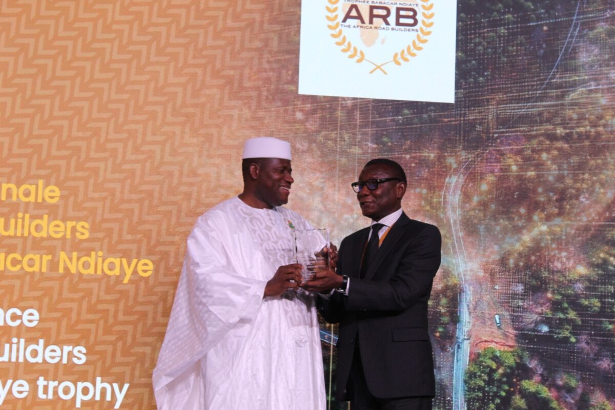 BAD 2026 : MAMADI DOUMBOUYA RÉCOMPENSÉ PAR LE TROPHÉE BABACAR NDIAYE À BRAZZAVILLE
