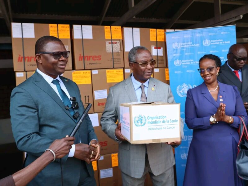 L’OMS REMET 25 TONNES DE MÉDICAMENTS AU CONGO POUR RENFORCER LA RIPOSTE AUX ÉPIDÉMIES