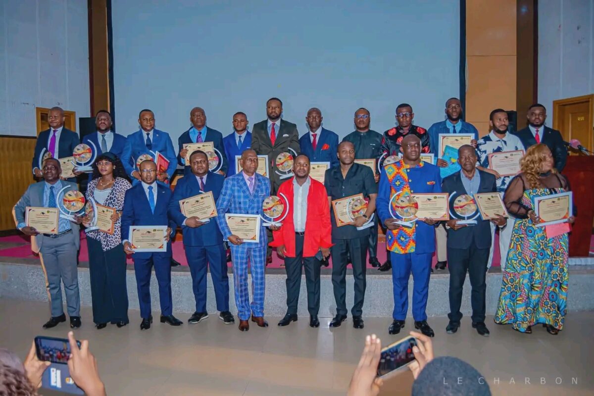 DES HOMMES ET FEMMES DE CULTURE DISTINGUÉS POUR LEUR ENGAGEMENT PAR BANTOU CULTURE