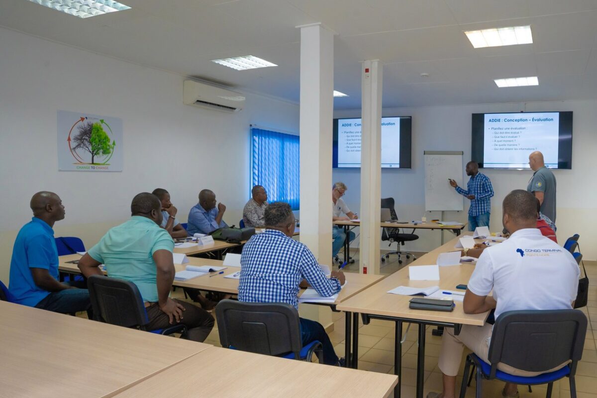 CONGO TERMINAL RENFORCE SON EXPERTISE AVEC NEUF NOUVEAUX FORMATEURS EN ENGINS PORTUAIRES